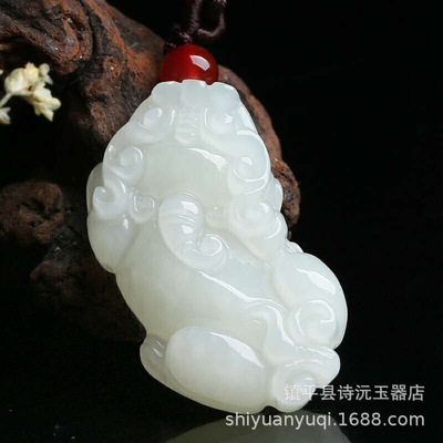 玉石和田白玉貔貅吊坠精工雕刻貔貅玉坠阿富汗玉貔貅挂件