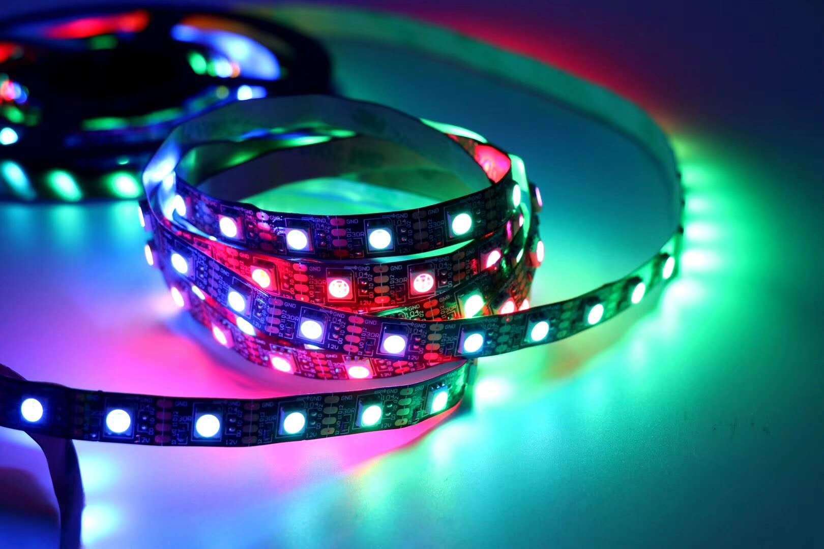 ws2811幻彩灯带 全彩led5050七彩rgb编程跑马流水软灯带 厂家批发