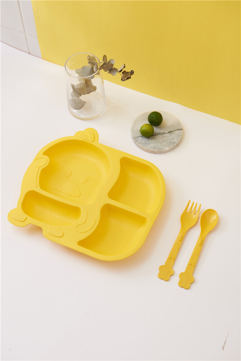宝宝餐盘一体式辅食吃饭碗勺分格卡通小黄鸭套装幼儿童餐具午餐盘