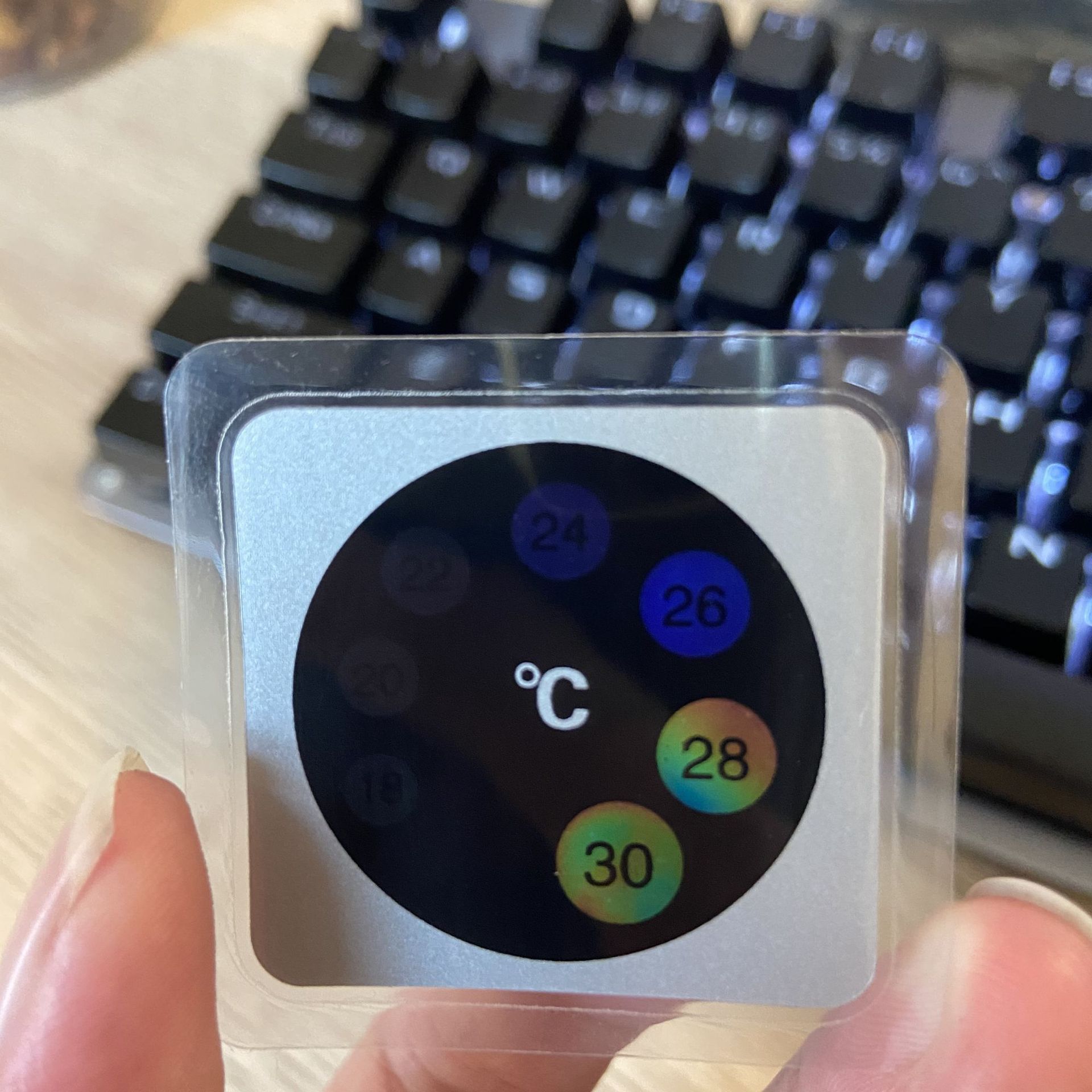 塑封软膜防水服装温度计 水洗温度计贴片 服装辅料服装温度计贴片