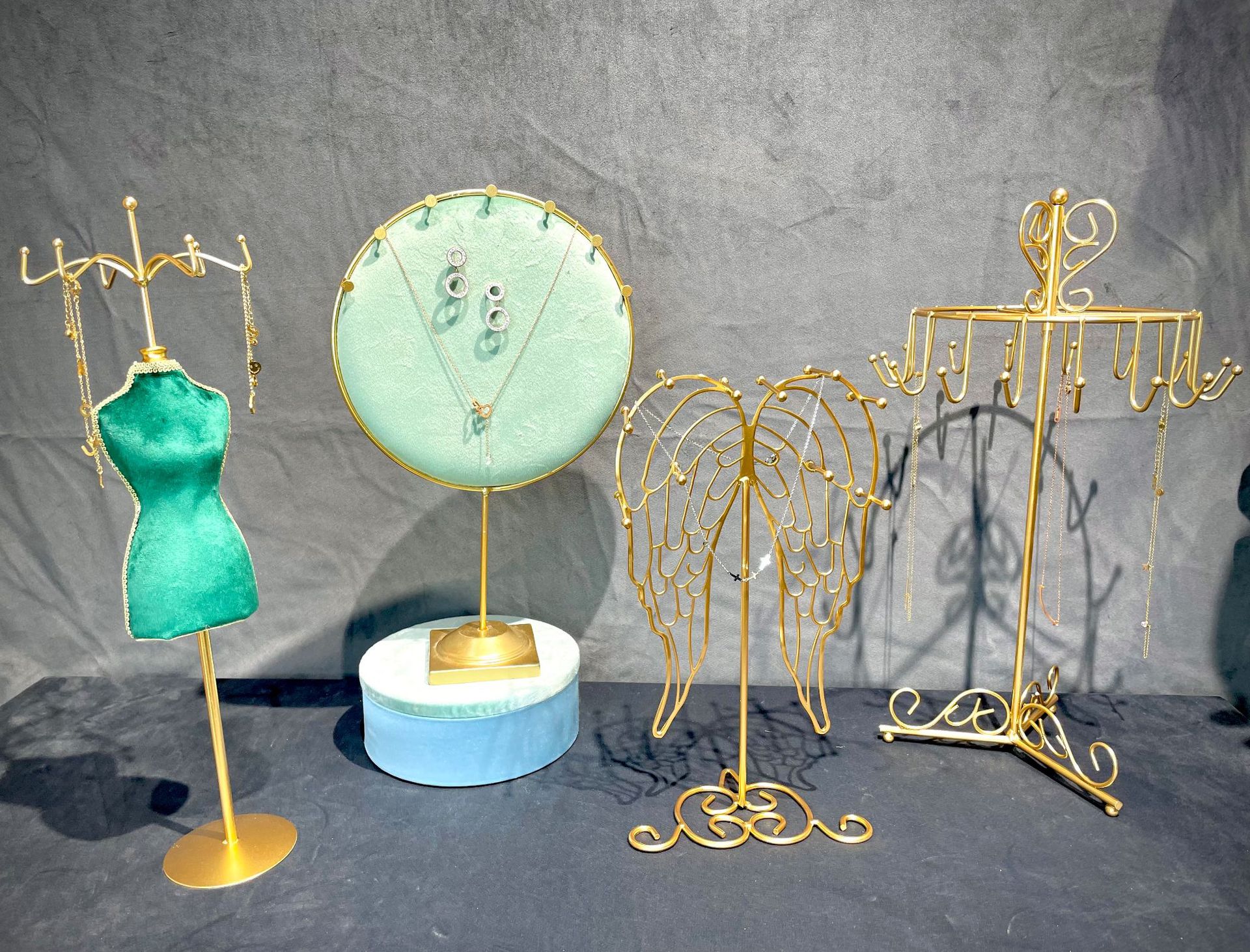 首饰陈列道具个性金属饰品架摆件饰品收纳金属绒布珠宝首饰展示架