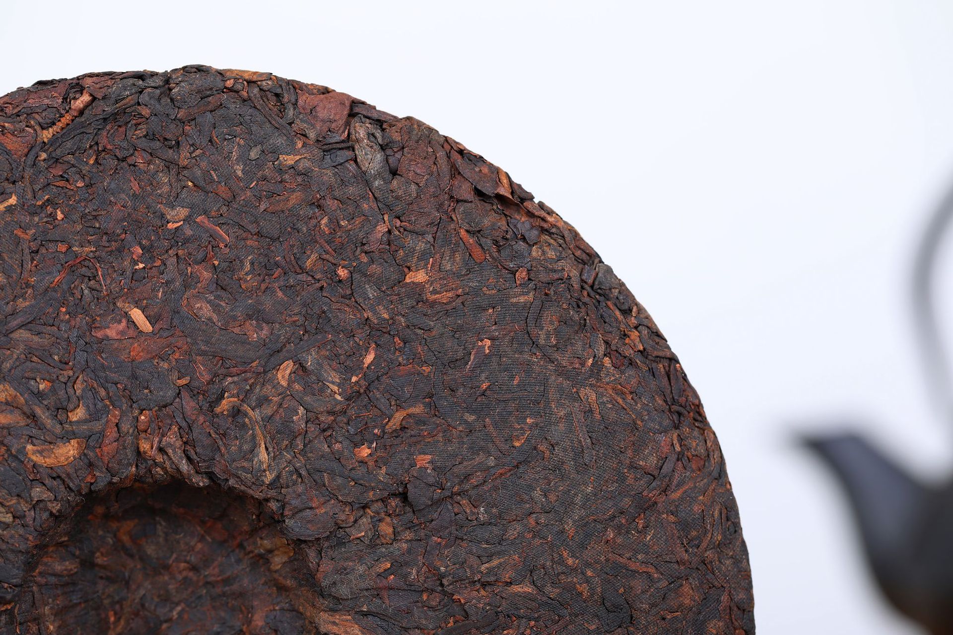 云南普洱茶叶熟茶饼357g忙肺熟茶七子饼云南古树明前头春厂家批发