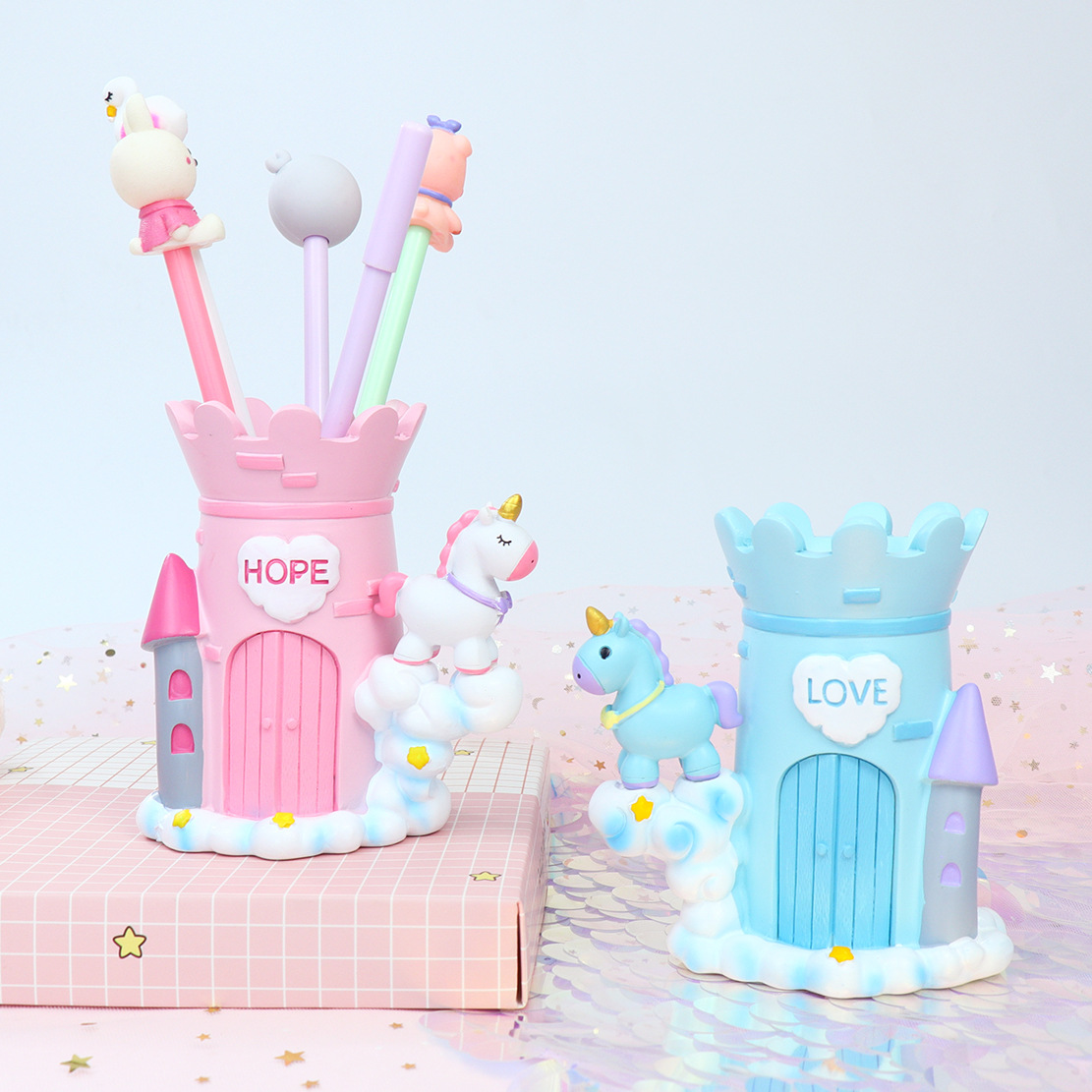 热销少女心独角兽城堡笔筒 可爱卡通树脂工艺品收纳摆件 学习用品