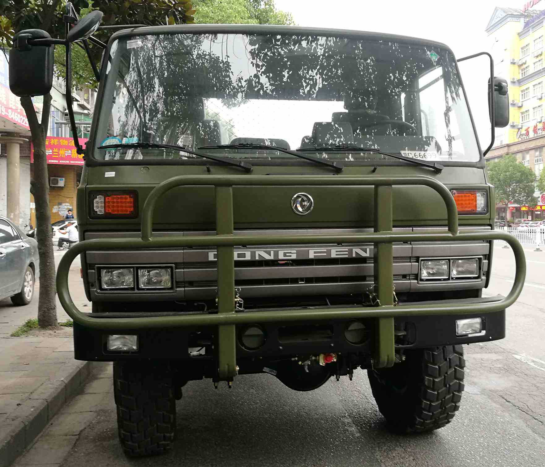 东风eq2102载货越野卡车雨刮臂刮刷总成5205n-020雨刮片军车配件