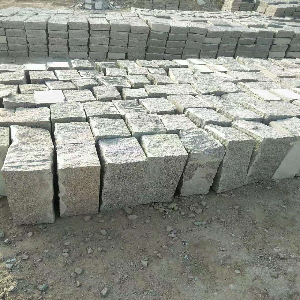 五莲花花岗岩护坡石 河道用护坡石 防汛大块乱石水库砌墙用碎石