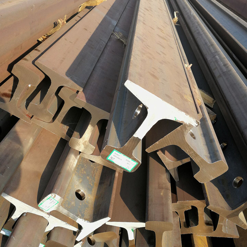 厂家直销云南钢轨55qc昆明钢材道轨轻型行车轨道重型轨