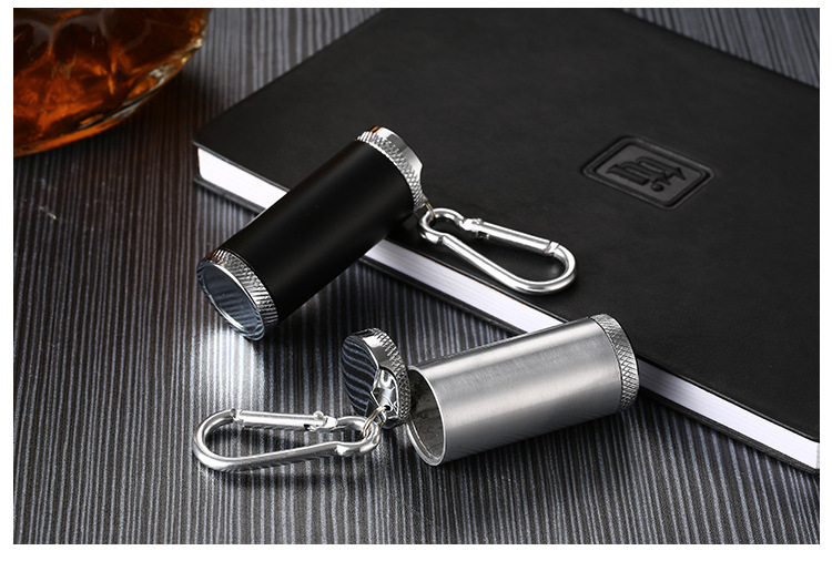 随身烟灰盒创意迷你口袋密封烟灰缸 带盖户外旅游便携式烟灰缸