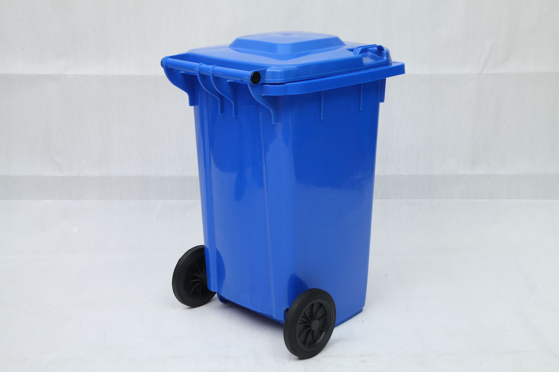 厂家直销脚踏垃圾桶120l户外大号挂车街道社区农村分类塑料垃圾桶