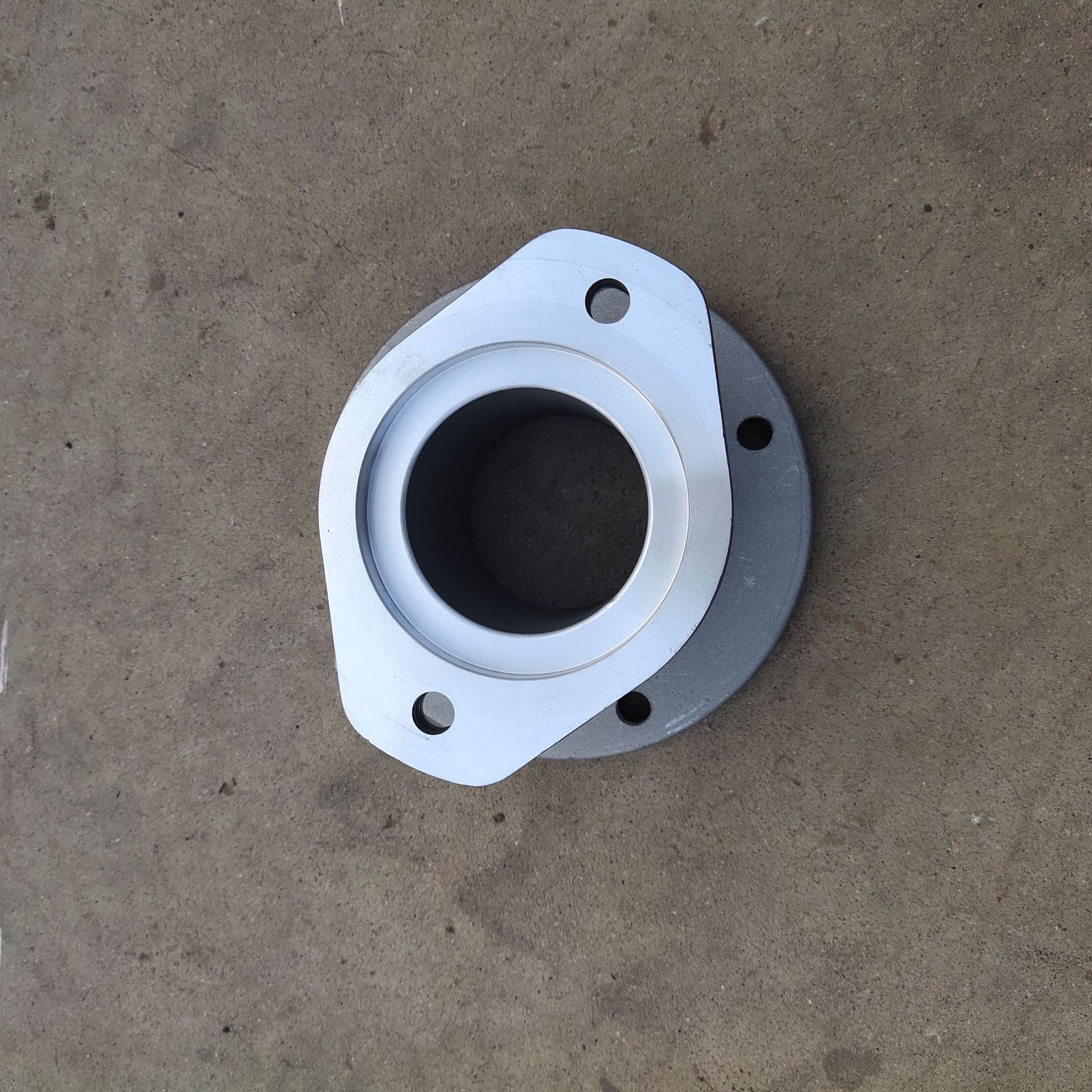 专业供应汽车压铸铝件配件锌合金汽车压铸铝件汽车压铸铝件外壳