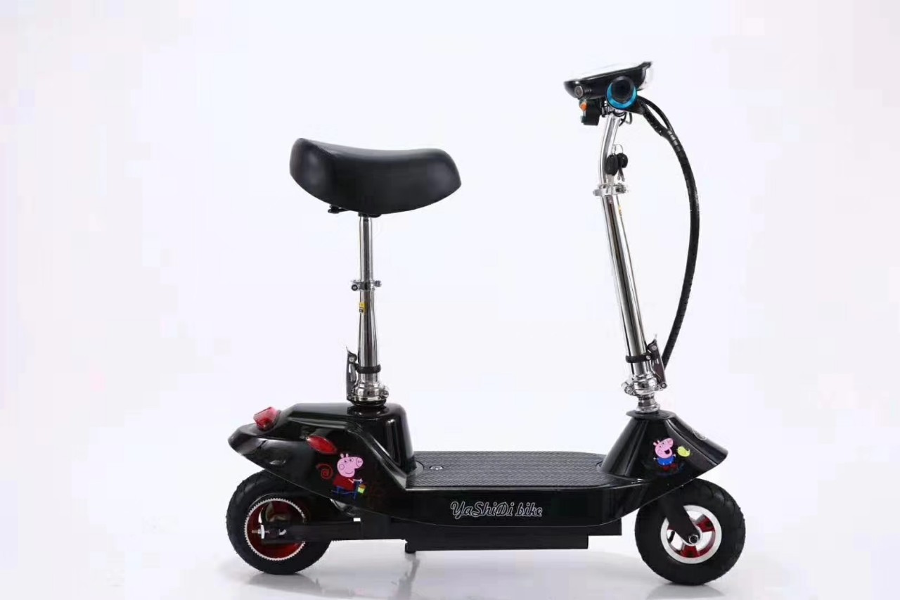 小海豚迷你折叠电瓶车小型男女代步车家用便携式折叠成人电动车