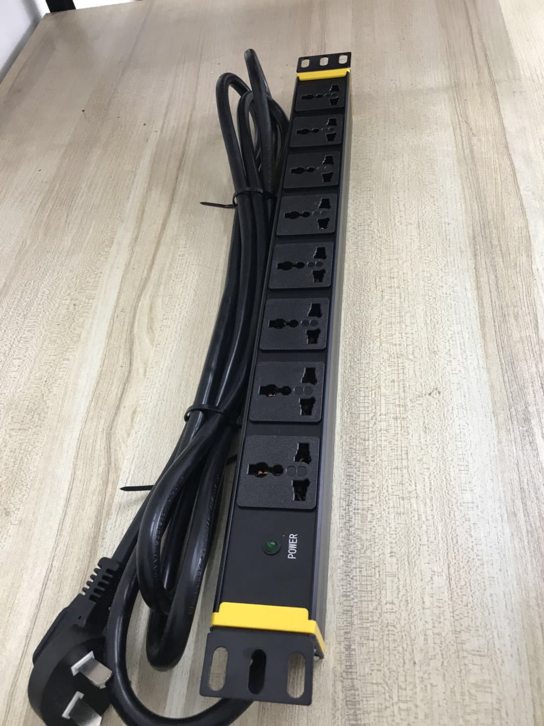 正版pdu振能机柜插座8位10a万用孔10a专用电源排插zn80a0800定制