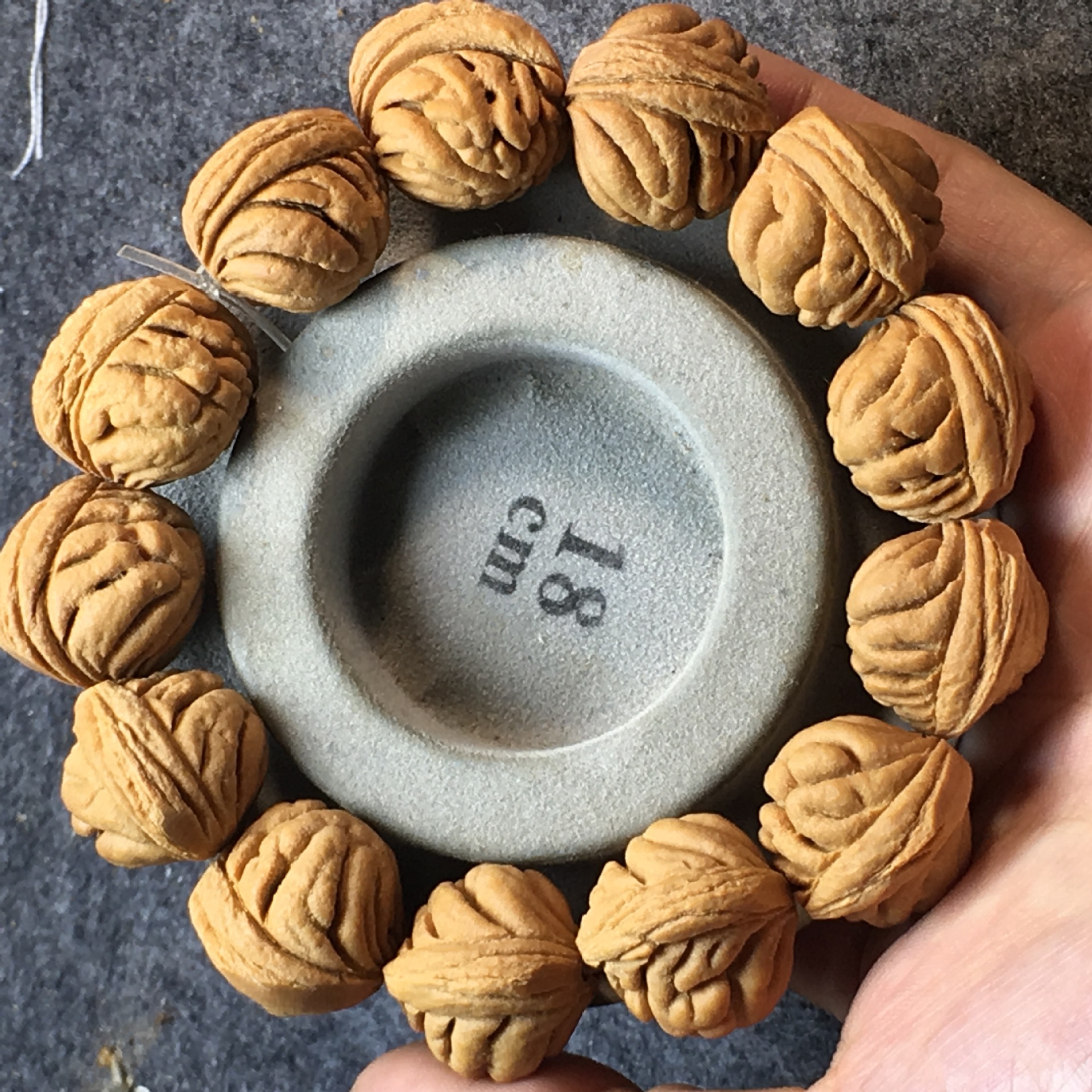 秦岭霸王龙核桃手串龙纹金鱼肚佛珠疙瘩龙