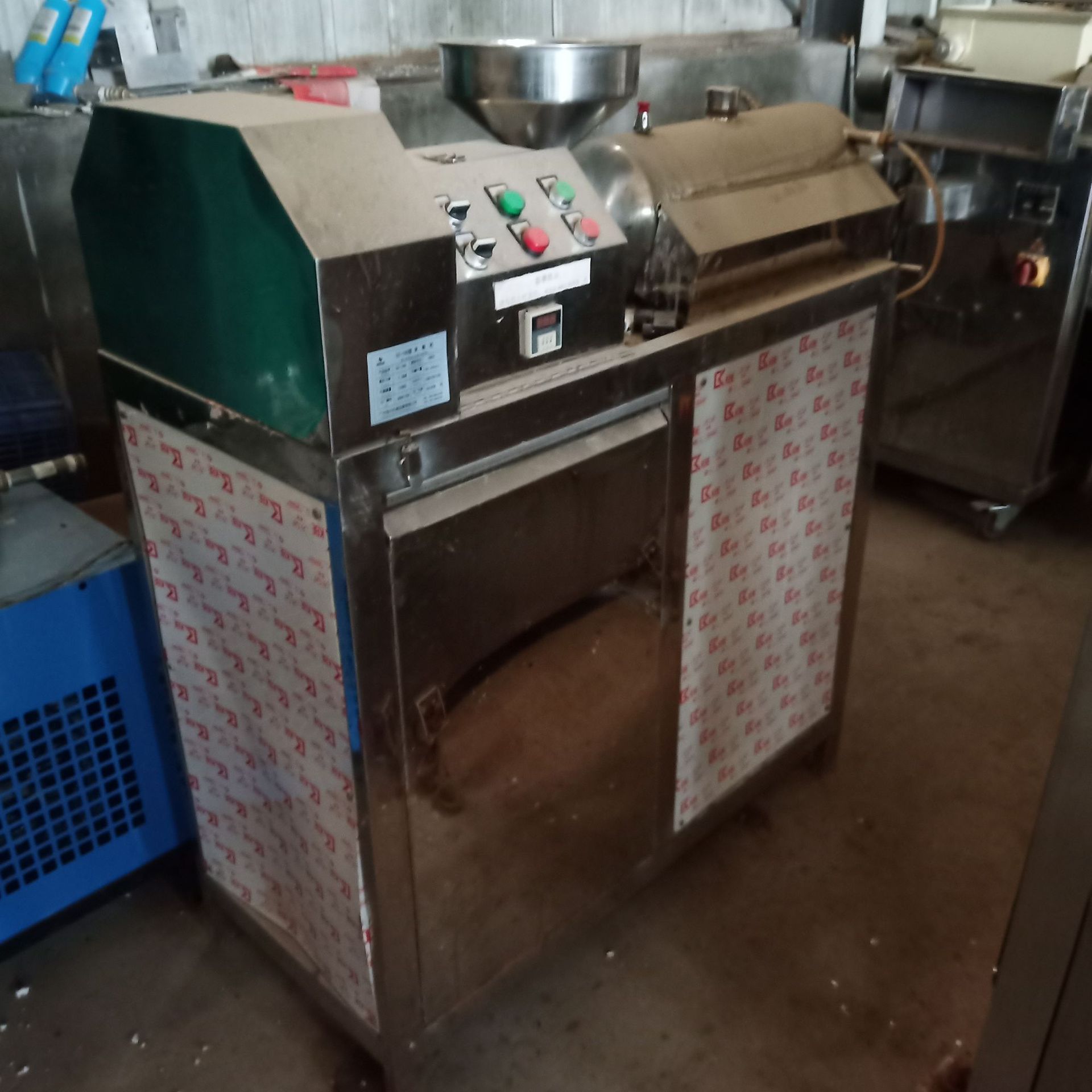 出售回收二手旭众全自动米粉机不绣钢小型米粉机多功能红薯粉条机