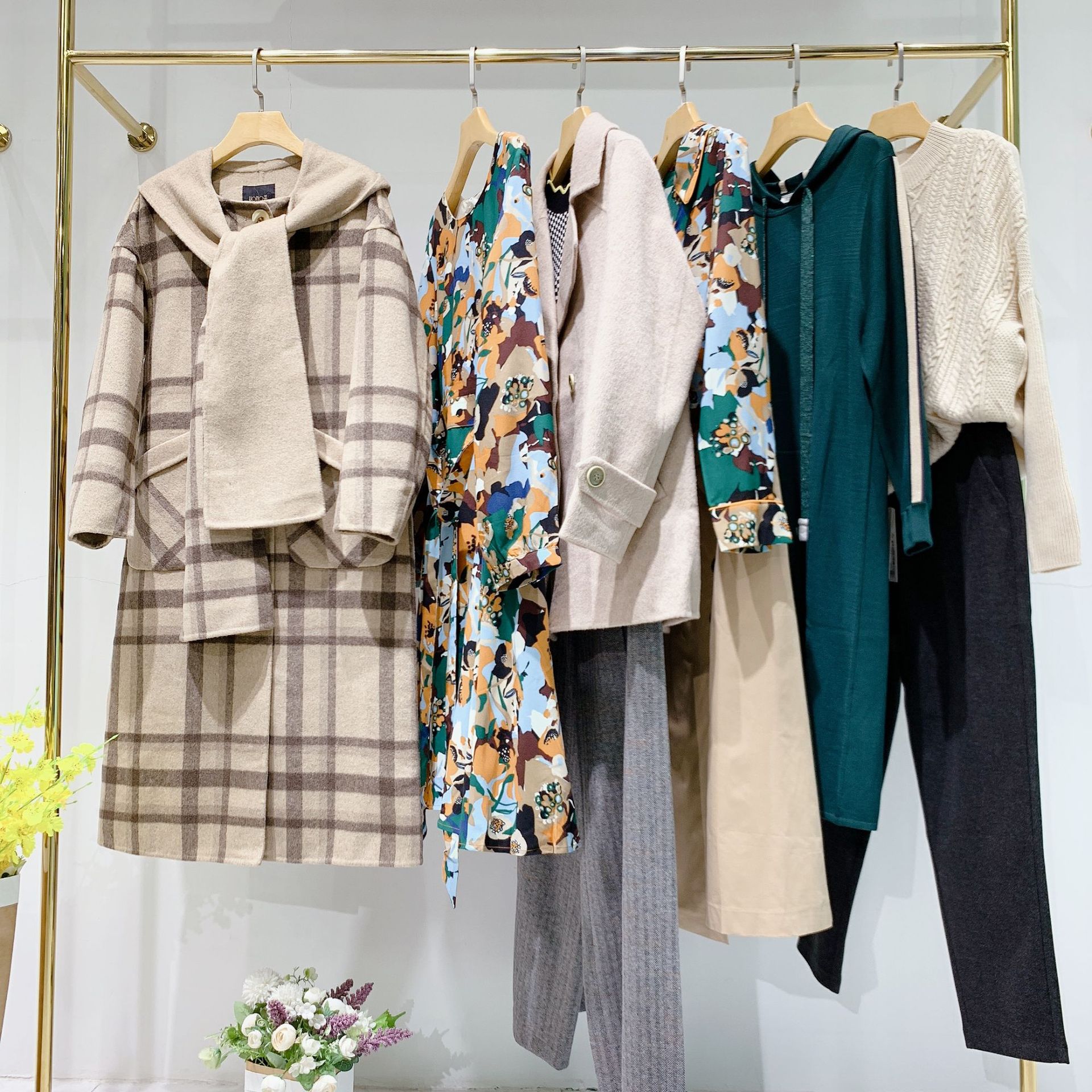 嘉妃熙媛2020秋冬新款女装品牌折扣女装尾货快手直播一手货源清仓