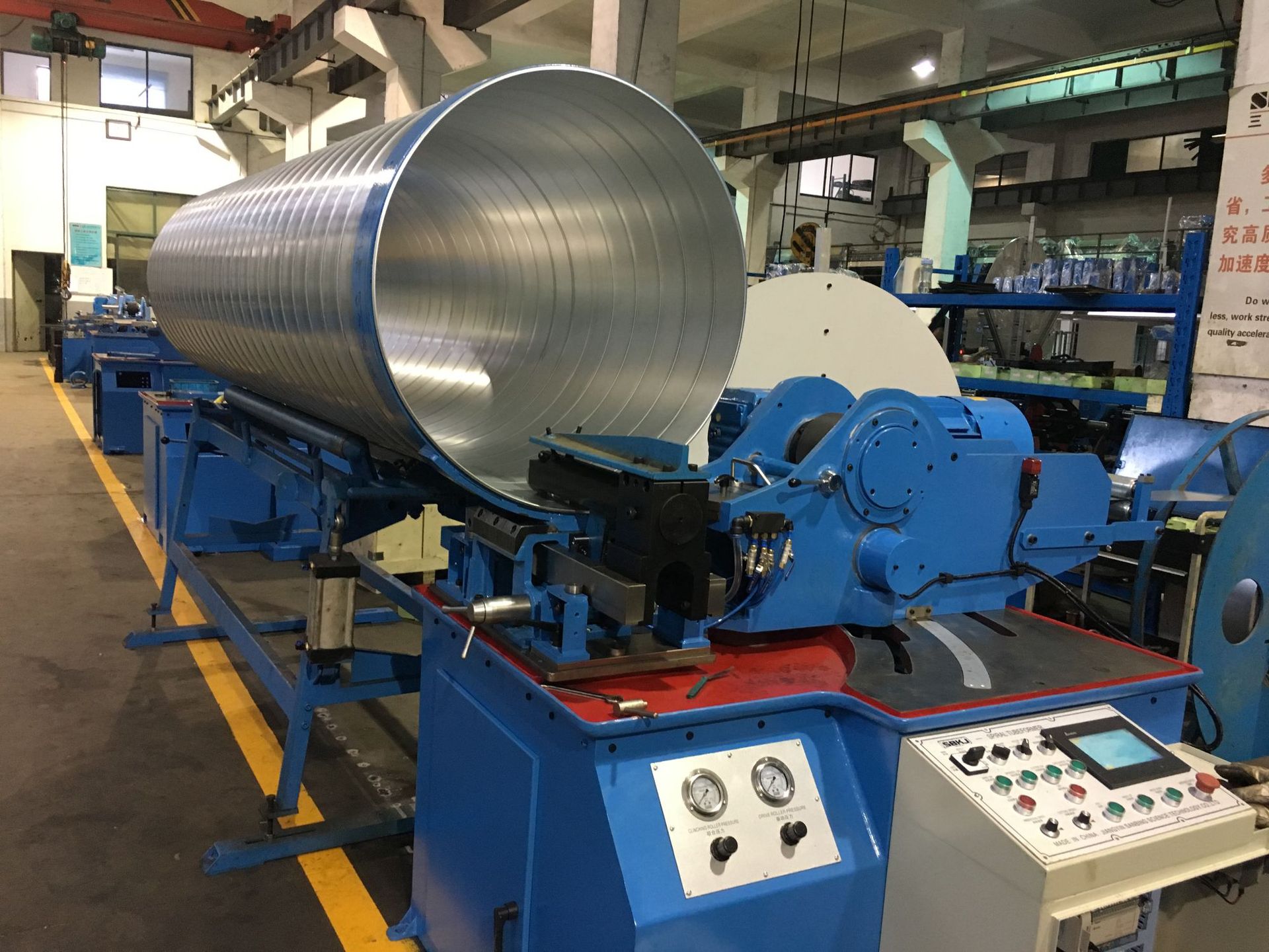 三本科技除尘风管设备高速螺旋风管成型机铝板螺旋风管机现货