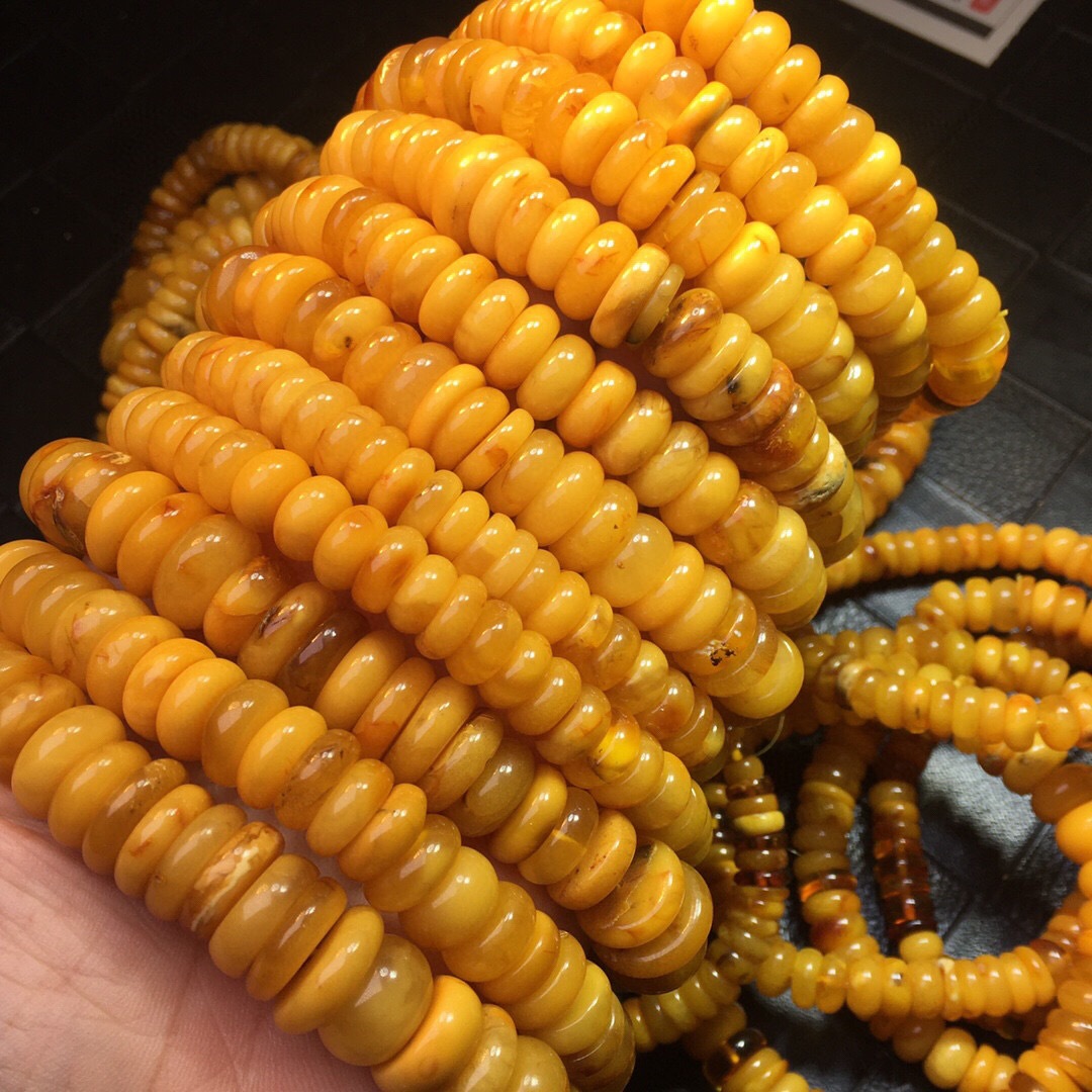 工厂直销精美琥珀蜜蜡天然鸡油黄老蜜隔片手串品质特别好活动款