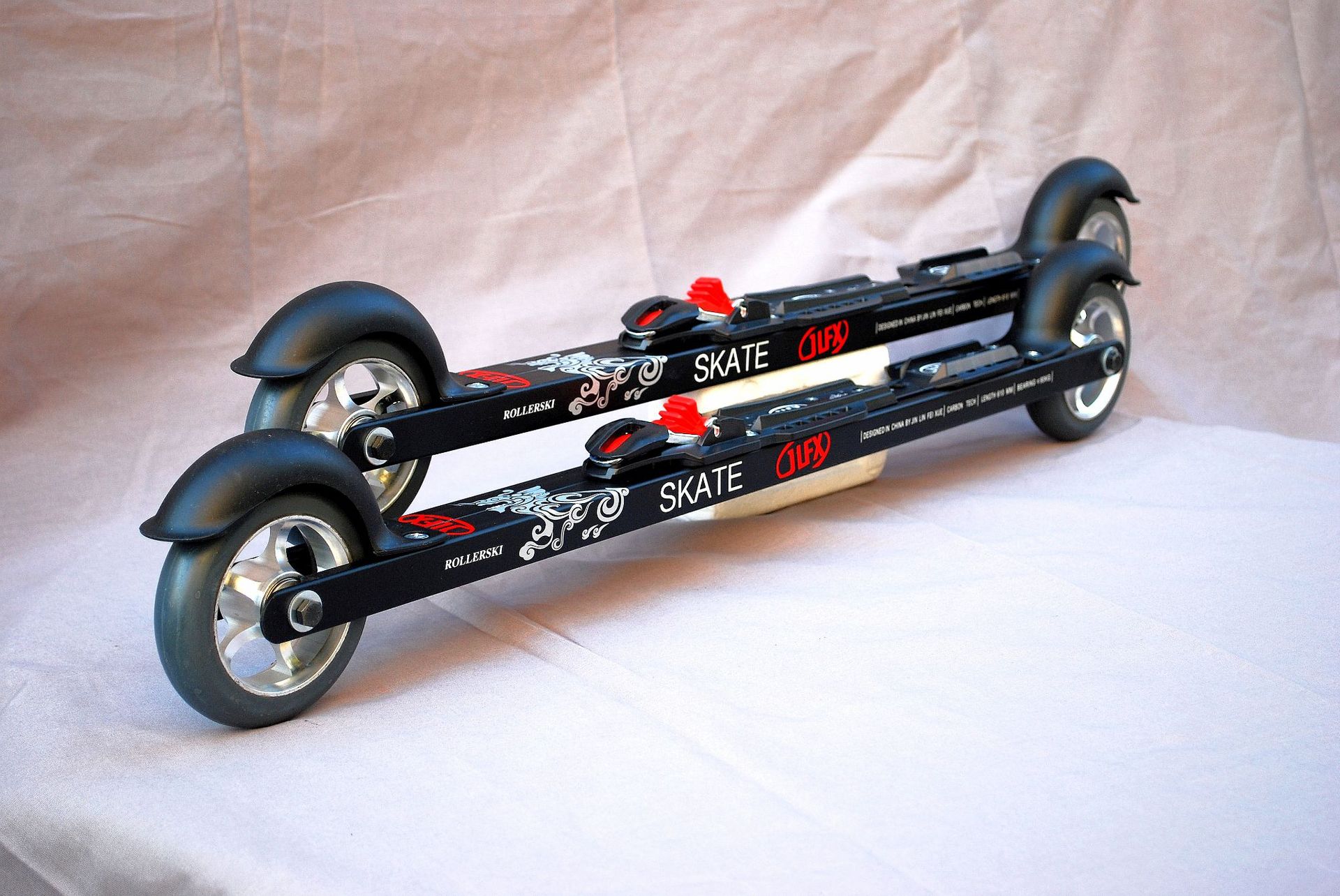 自由式一体碳纤维旱地滑雪滑轮 旱地滑雪板 陆地越野滑雪滑轮