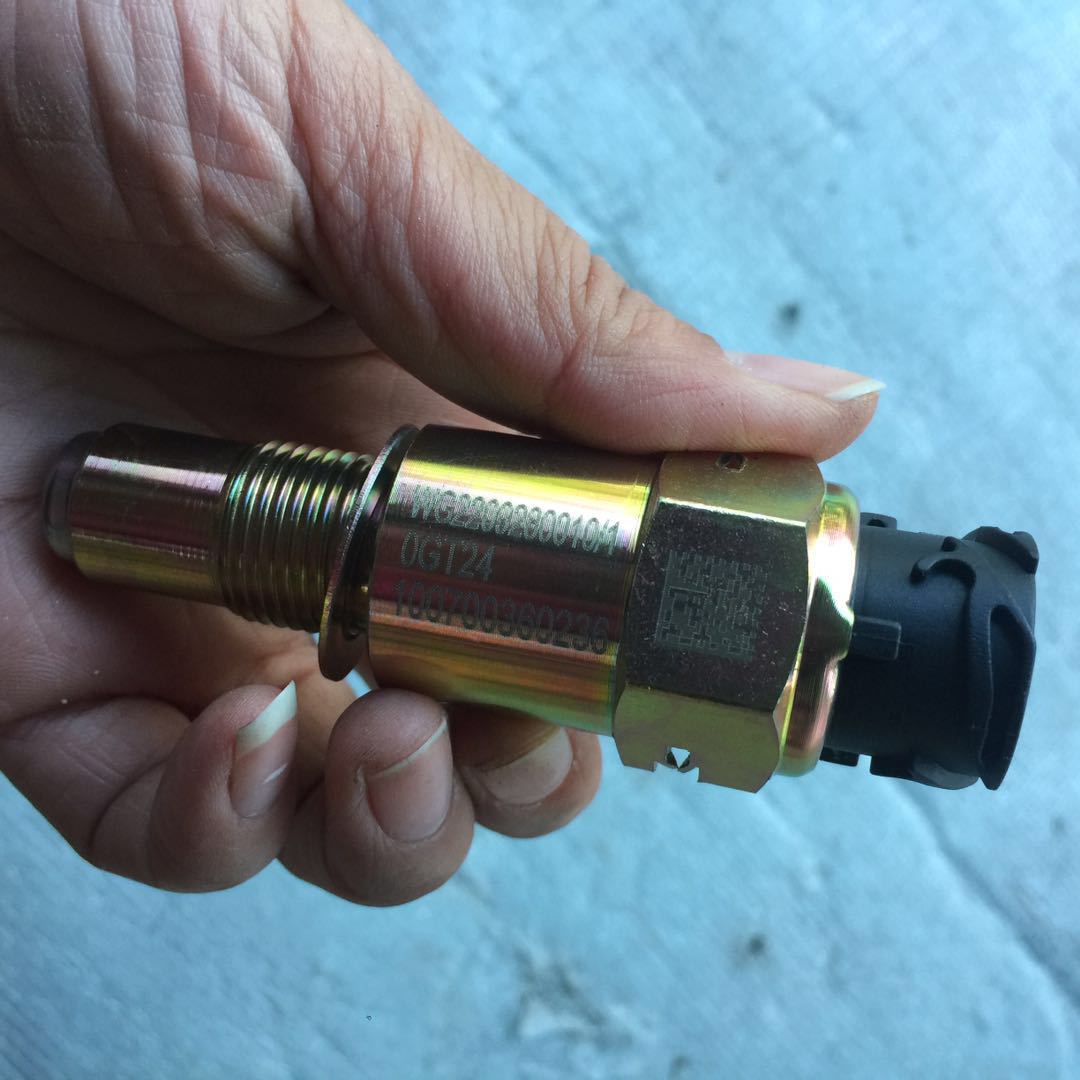 供应重汽豪沃汽车配件wg2209280010速度传感器 豪沃a7里程传感器