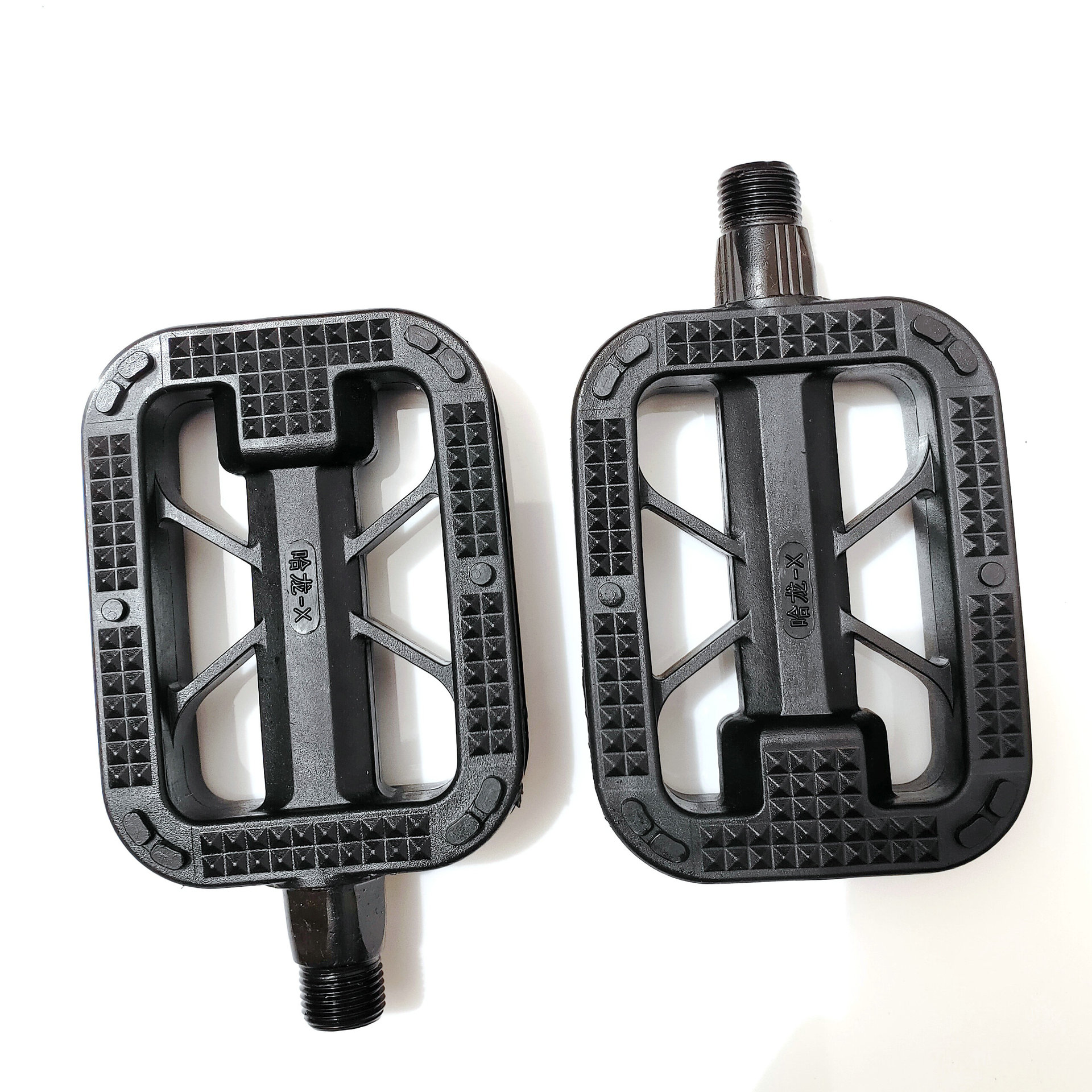 自行车脚蹬/电动车脚踏/塑料脚蹬/黑色脚踏/配件