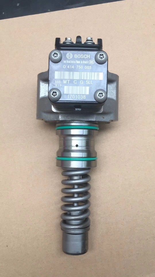 沃尔沃 ec210b 道依茨发动机 d6d单体泵