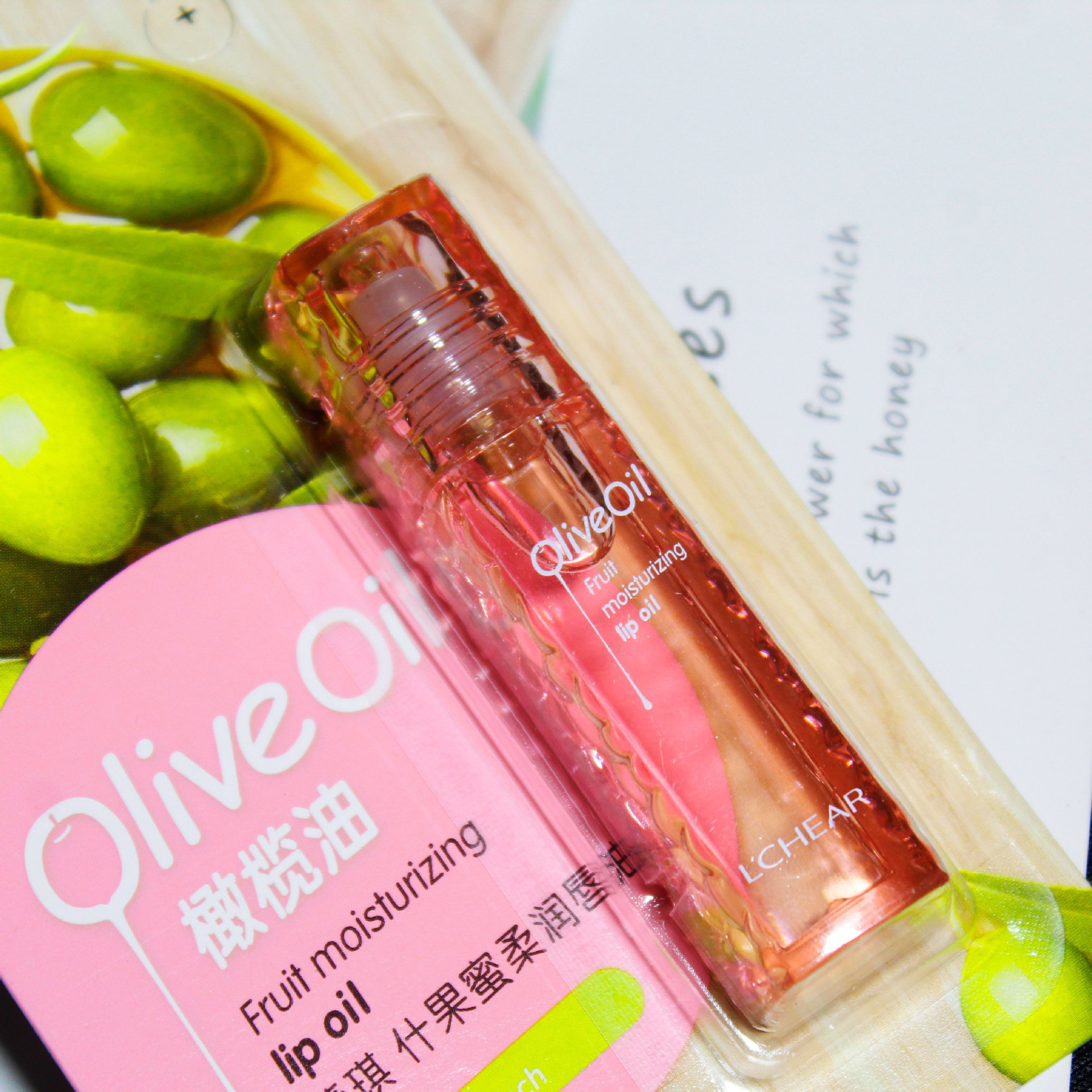 蕾琪橄榄油什果蜜柔润唇油e222 冬季男女唇膏 6个香型 批发