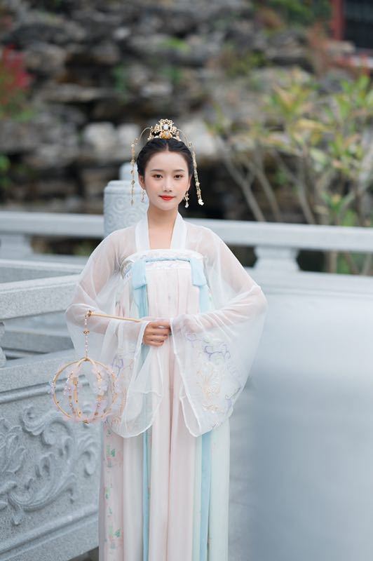 2020新款中国风成人古装汉服改良齐胸襦裙套装
