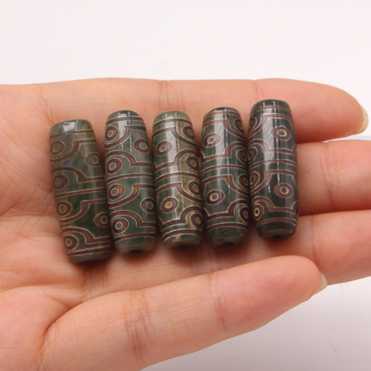 厂家批发天然绿龙纹玛瑙古法天珠吊坠diy玛瑙财神九眼天珠散珠