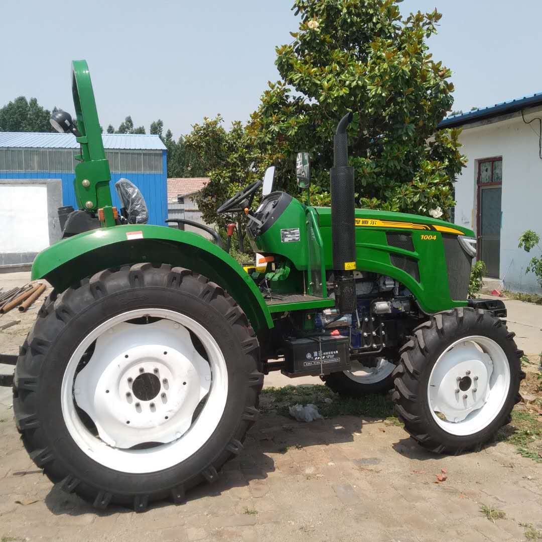 雷沃四驱四轮拖拉机全柴发动机前后配重,多路阀强升强降