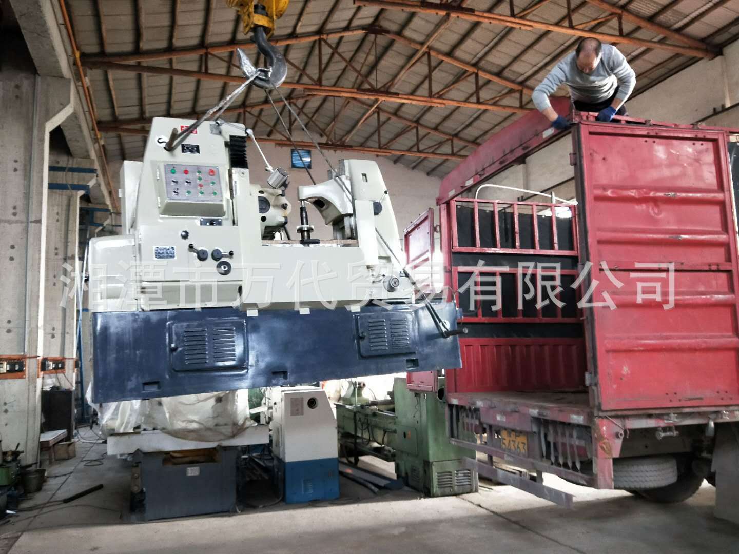 品牌直售重庆产y3180h滚齿机 十模数滚齿加工 精密滚齿机