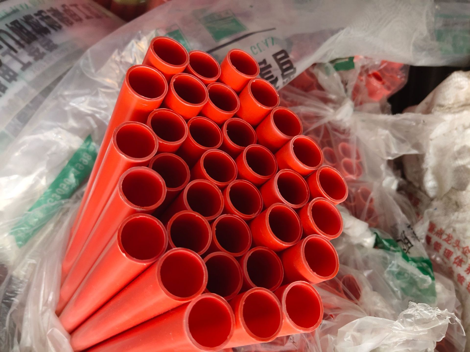 家装红色pvc穿线管 电工电力套管 绝缘阻燃pvc线管工程预埋线管材