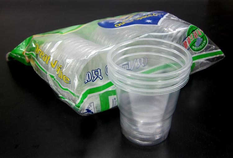9037型号约180ml一次性塑杯胶杯子太空杯 一包约36个 一箱40包