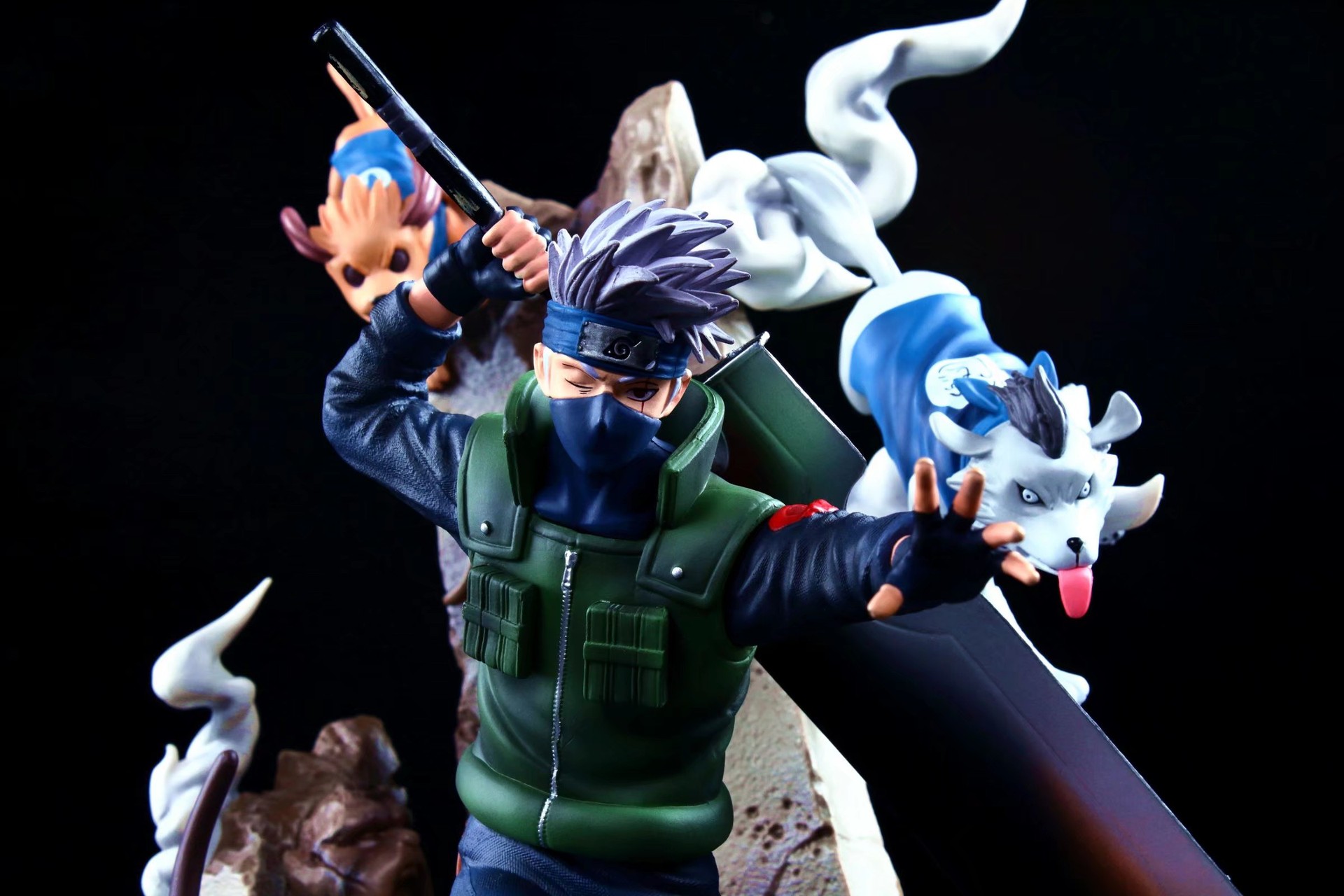 火影 大壁虎 狗势汹汹 卡卡西 六代忍犬 场景雕像 模型盒装手办