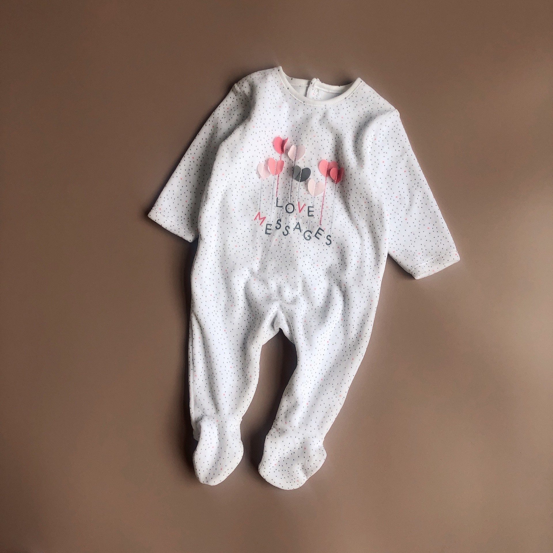 宝宝包脚连体哈衣