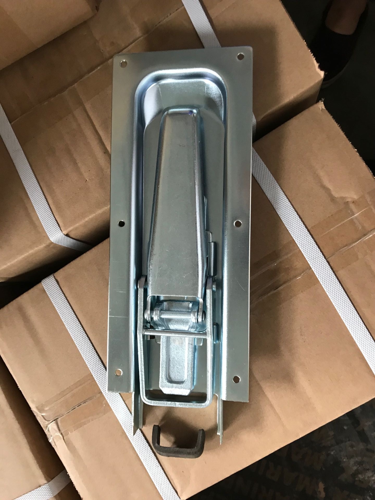 厢式货车车厢用箱扣带锁鼻锁扣货车边门搭扣带锁孔配钩子