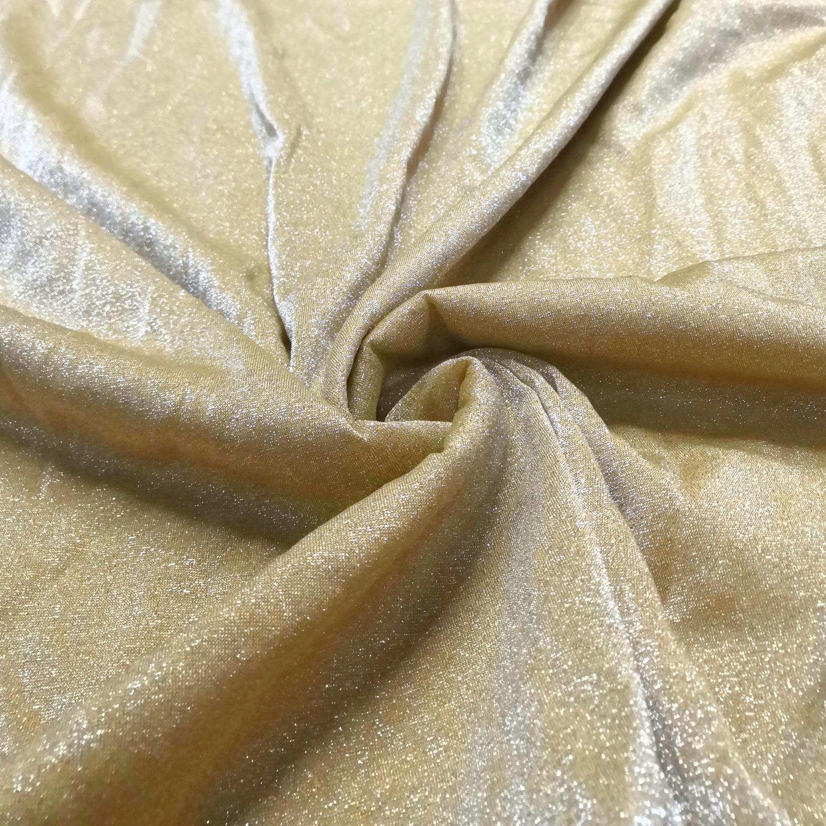 厂家直销1739锦纶金银丝针织面料 四面弹力连衣裙女上衣头巾泳装