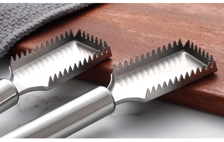 430不锈钢小齿鱼鳞刀 手动刮鱼鳞刨 鱼鳞器厨房除鱼鳞小工具家用