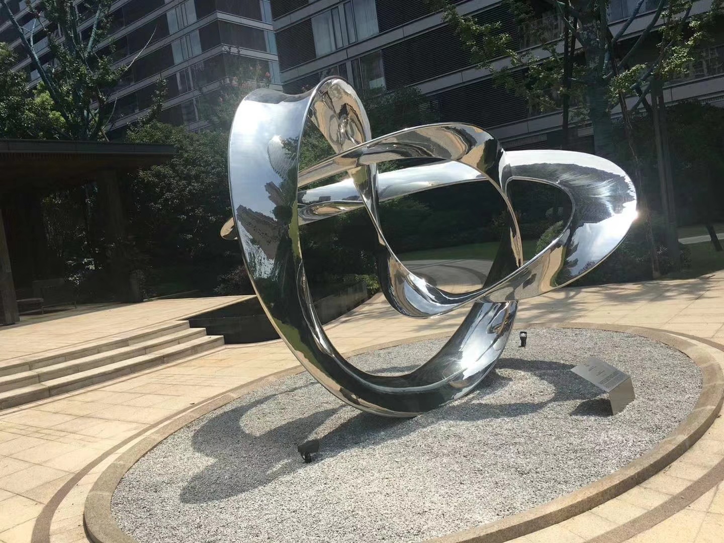 【工厂直销】304不锈钢艺术品景观雕塑 水波纹镜面抛光工艺品摆件
