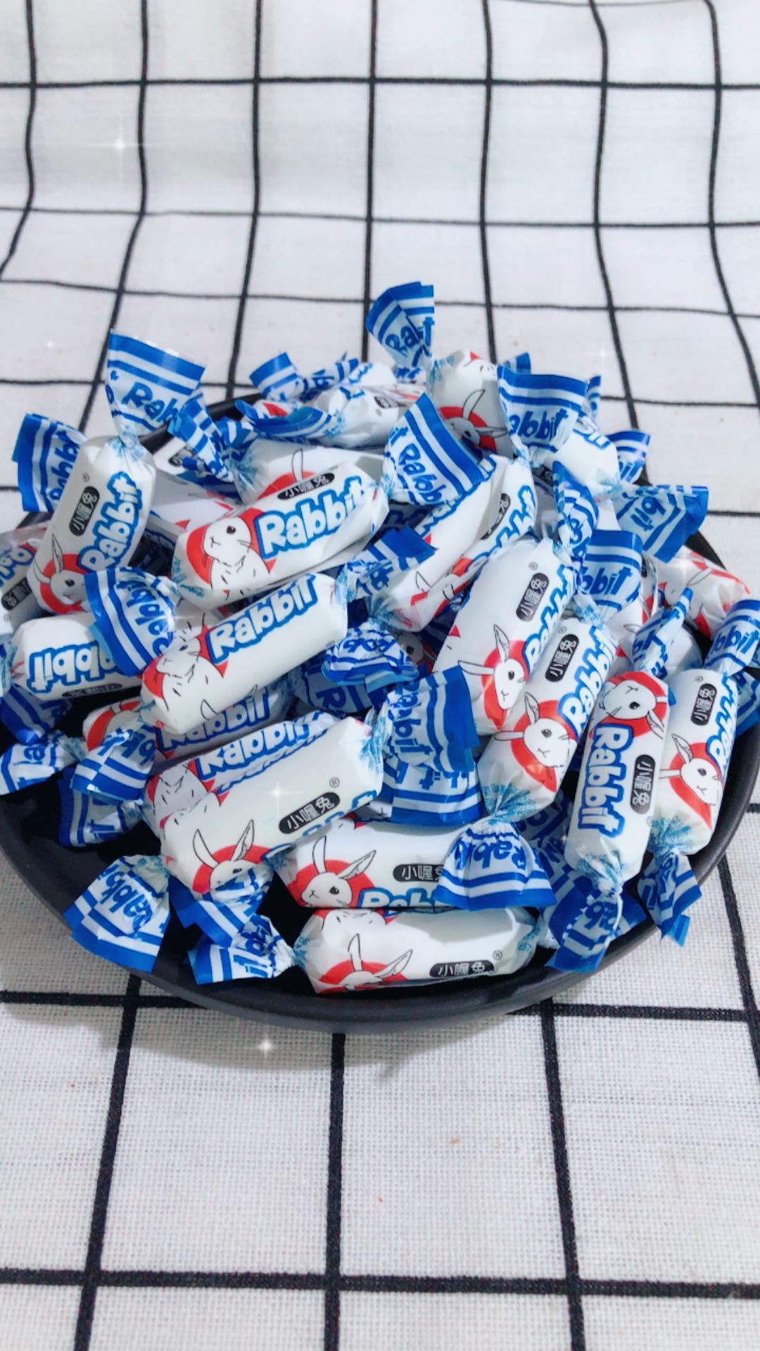 小喔兔牛奶糖500克装童年80后怀旧零食童年喜糖补充能量 糖果批发