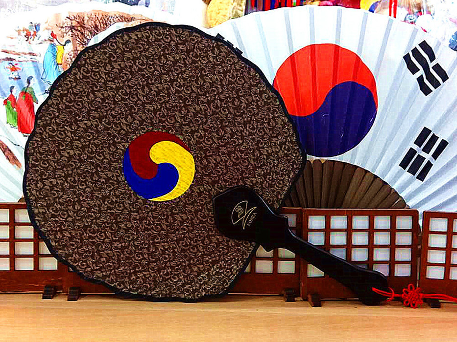 韩国太极扇子绸缎布艺舞台演出扇子旅游纪念品创意校园礼品礼物