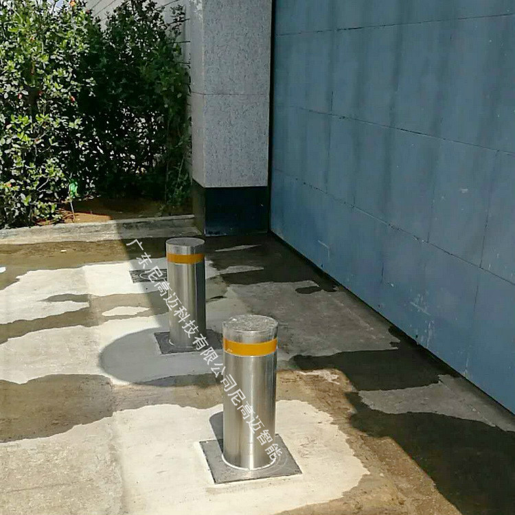 武汉不锈钢自动液压升降柱大使馆门口防撞止车伸缩桩升降拦车护柱