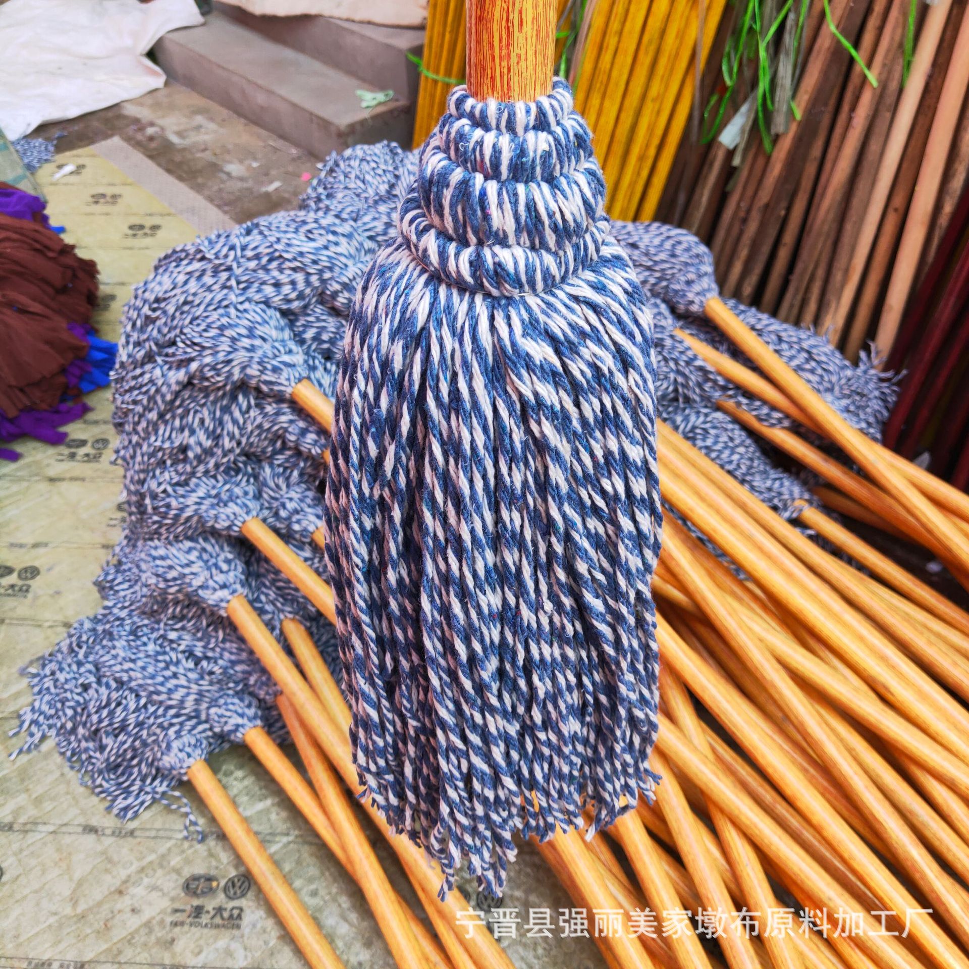 木柄拖把棉线吸水普通家用圆头墩布地拖老式适合酒店物业 厂家批