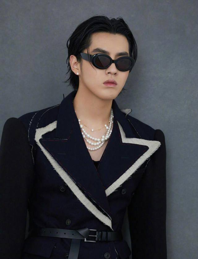 925银 潮流合伙人吴亦凡同款珍珠项链欧美嘻哈贝珠锁骨链男女饰品