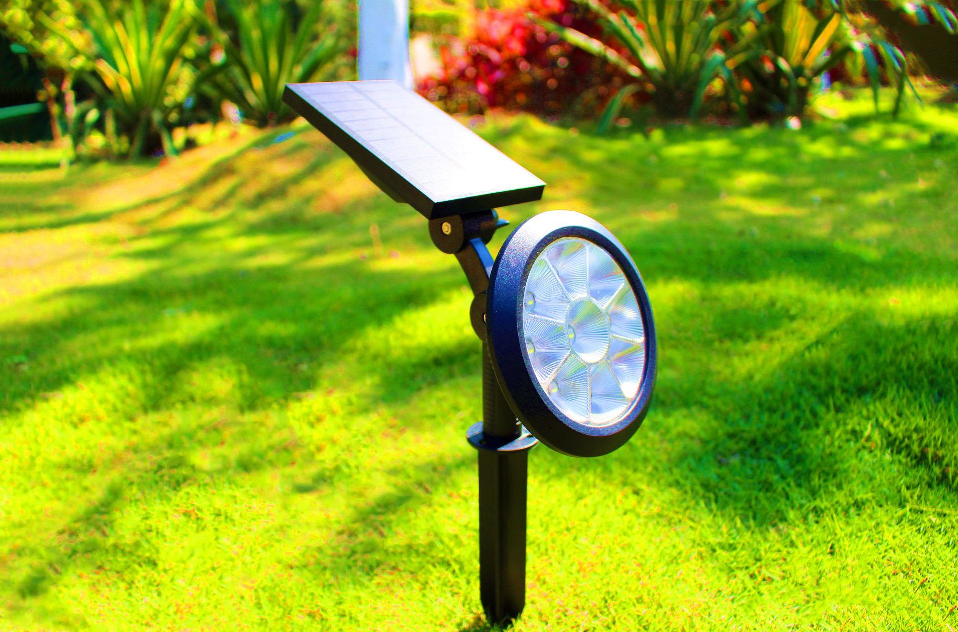 升级太阳能灯插地草坪灯9led变色可定色户外景观射灯花园庭院壁灯