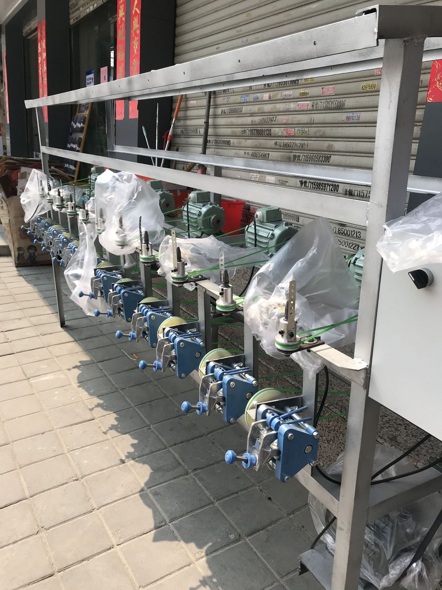 针通机 勾针机器 口罩耳绳 耳带编织机 钩编包心机设备定制