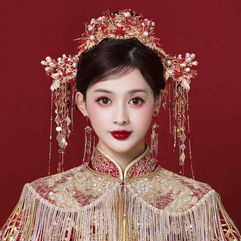 秀禾头饰新娘古风凤冠大气中式禾服红色秀禾服结婚步摇古装饰品女