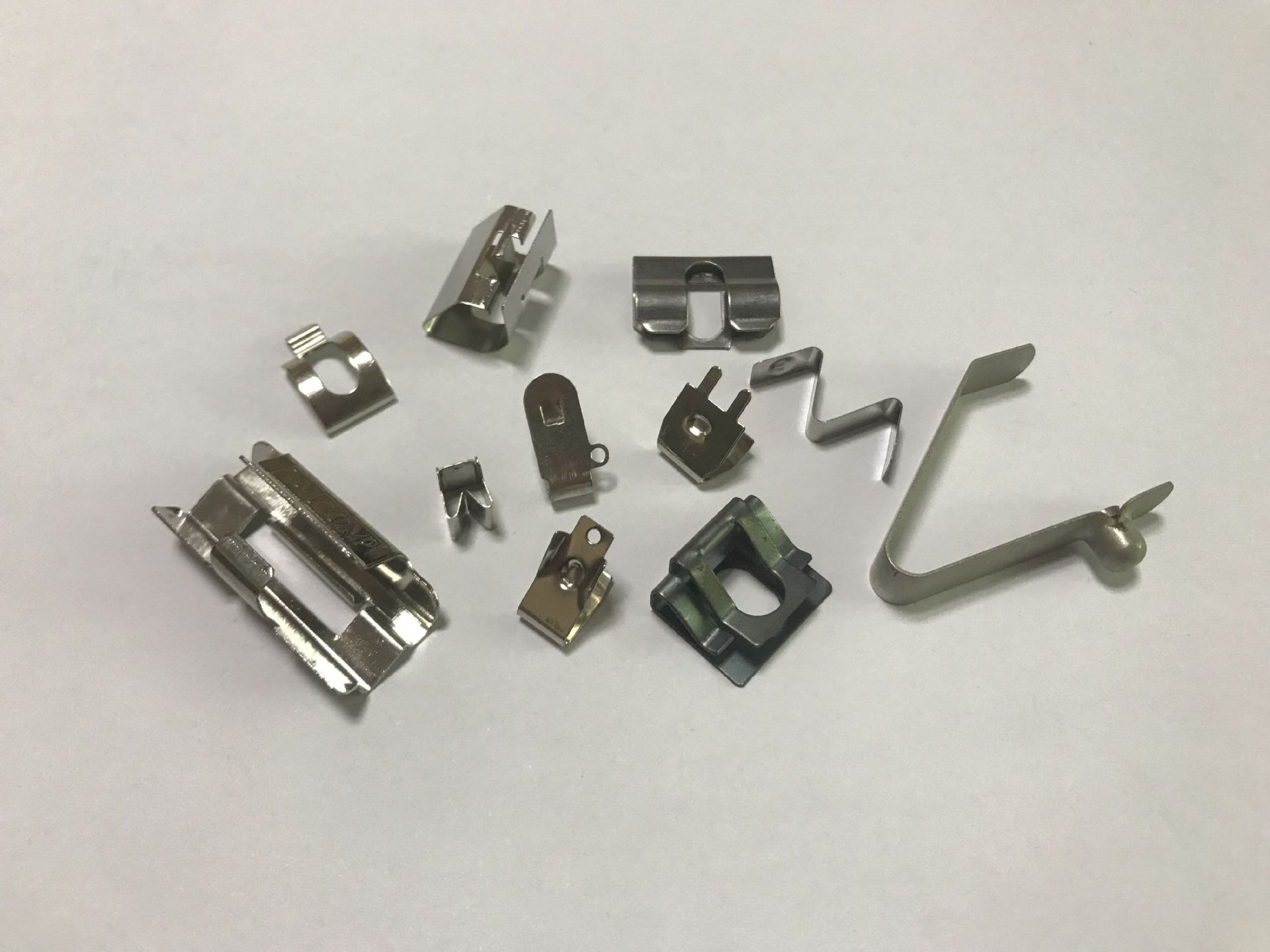 厂家直供五金冲压件 锰钢弹簧片 不锈钢片 弹簧片折型冲压件