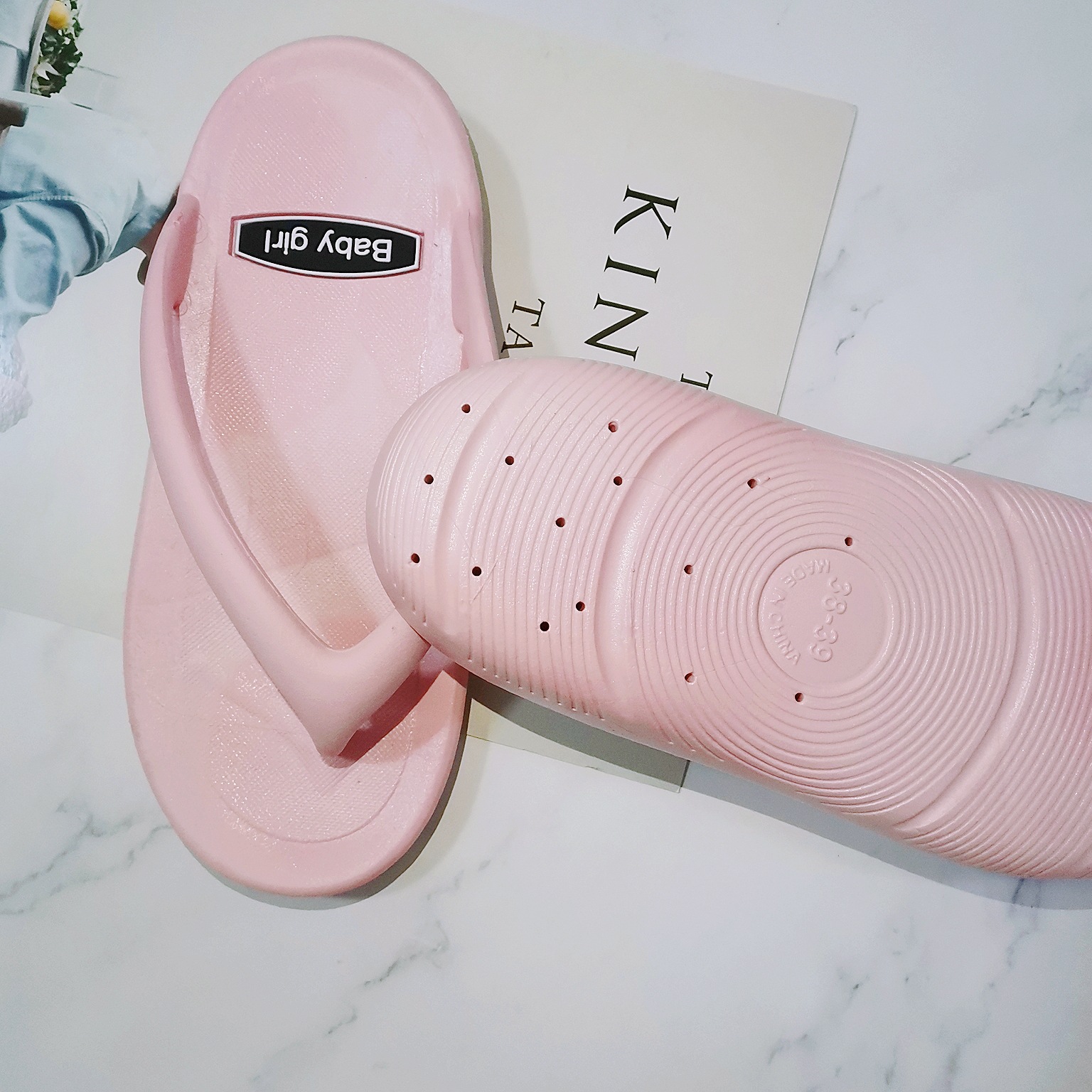 居家情侣拖鞋女2020韩国夏新款百搭摇摇底沙滩休闲人字拖潮女