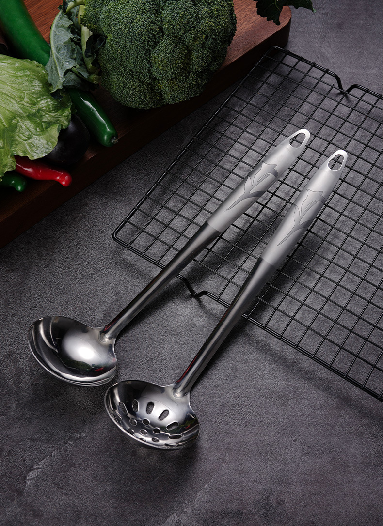 无磁不锈钢汤壳漏 饭店长柄加厚火锅勺漏勺 家用厨房专用大号汤勺