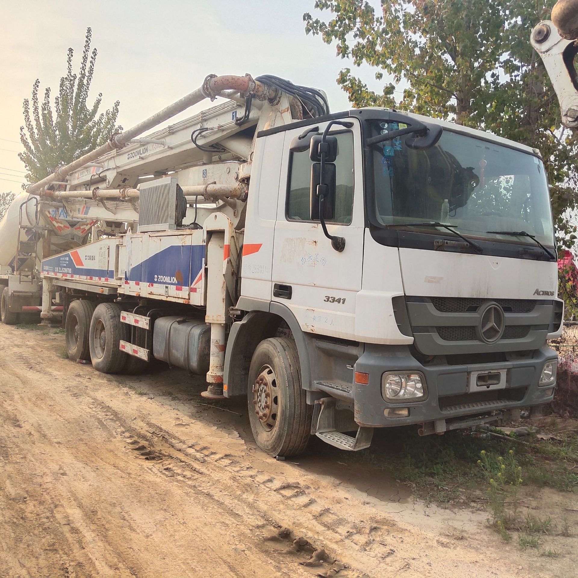 二手三一重工二手混凝土泵车 二手泵车常年出售 二手泵车欢迎咨询