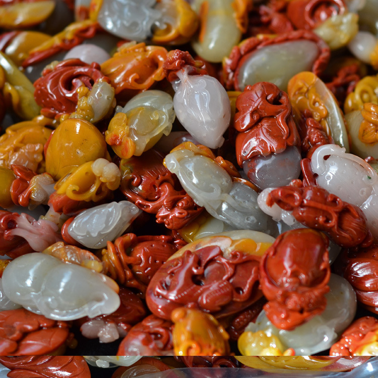 金丝玉戈壁玉三彩玉黄龙玉吊坠挂件原石俏色玉石男女多款可选